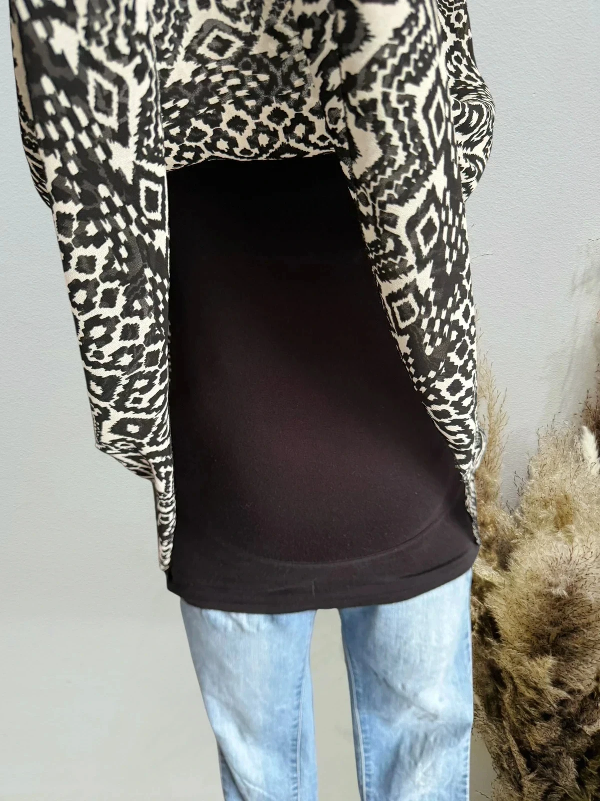 Zwangerschapsblouse voor dames maat 36/38 zwart en wit – photo 3